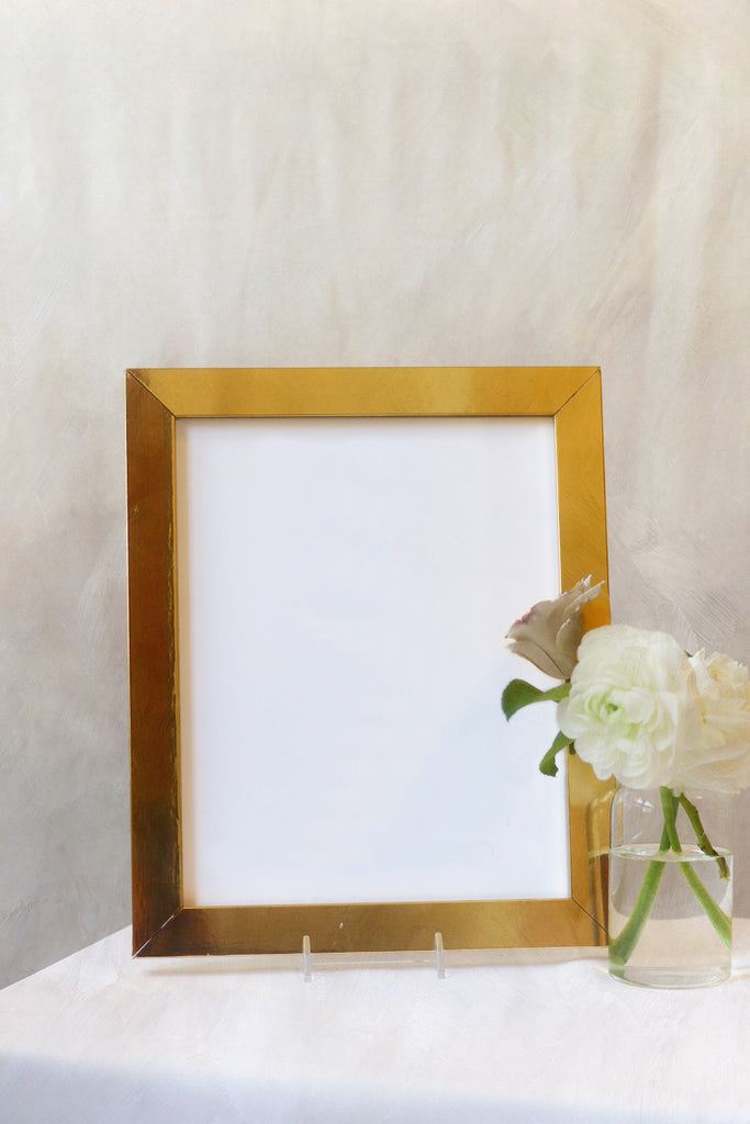 Modern Gold Frame 8"x 10" | RENTAL
