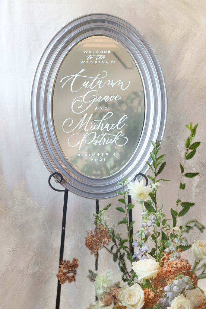 Traditional Silver Frame Oval 15"x23" | RENTAL