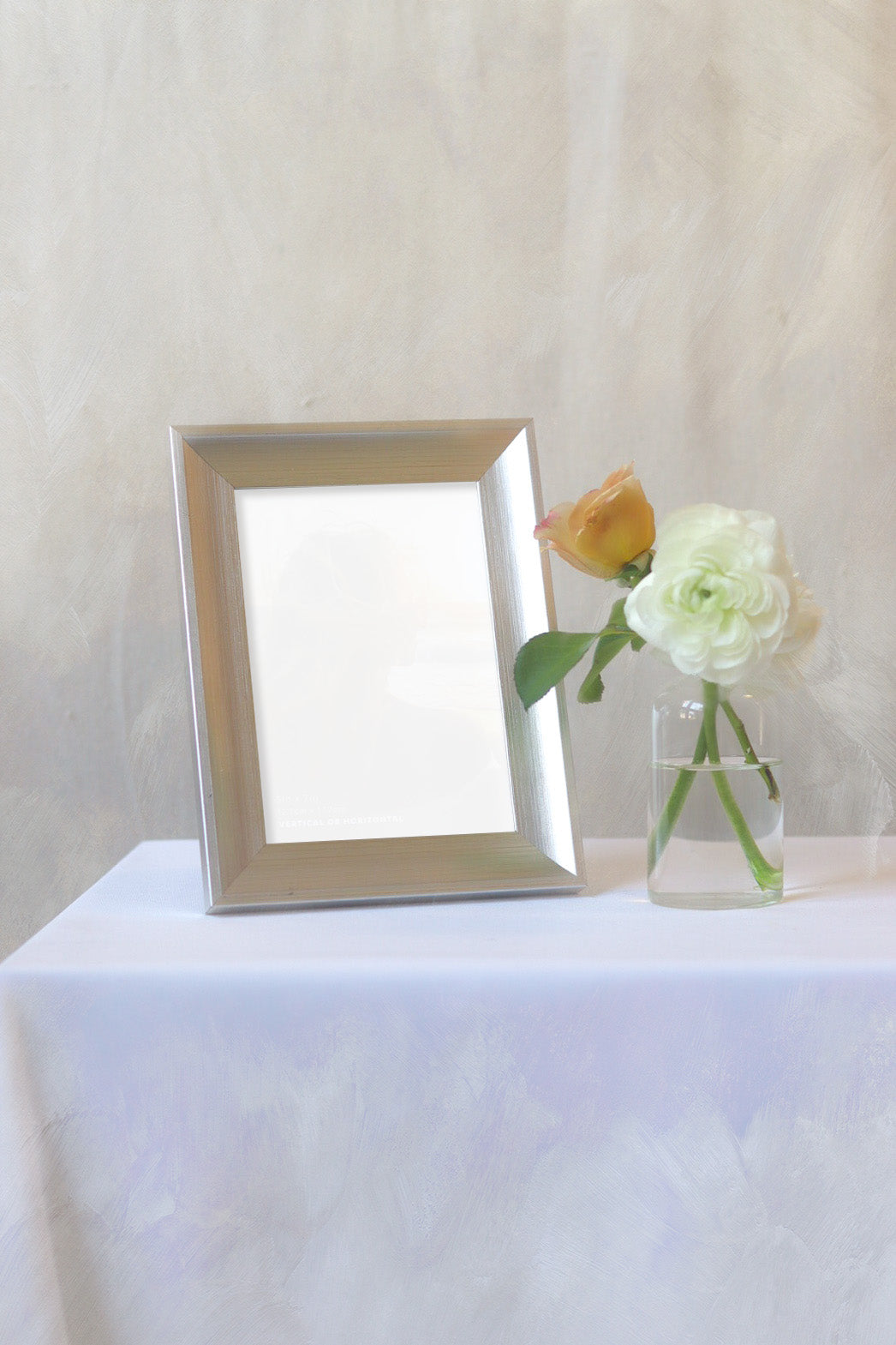 Traditional Silver Frame 5" x 7" | RENTAL